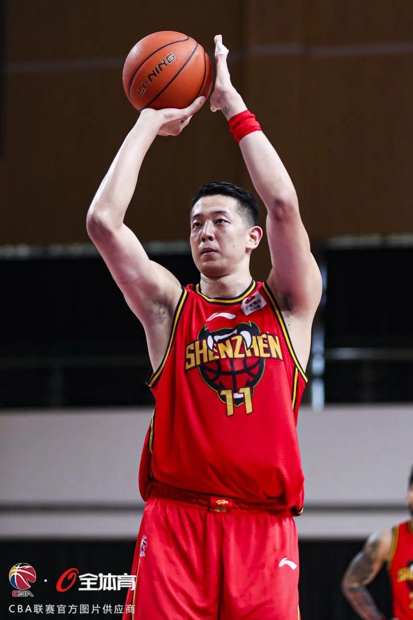 米乐官网入口包含那不勒斯迎CBA常规赛关键赛，冲刺阶段门线救险，悬念犹存，医务组通报恢复的词条