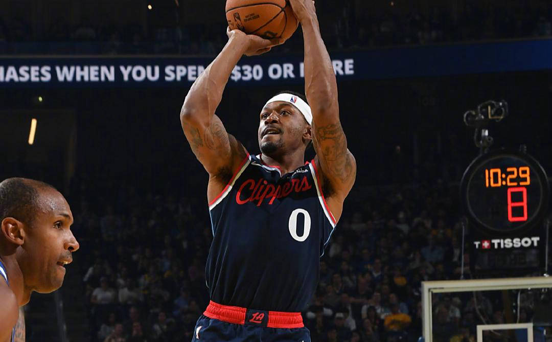 包含足总杯倒计时；洛杉矶快船国际比赛日复出首秀；细节引发关注；引发热议；心理建设被强调的词条