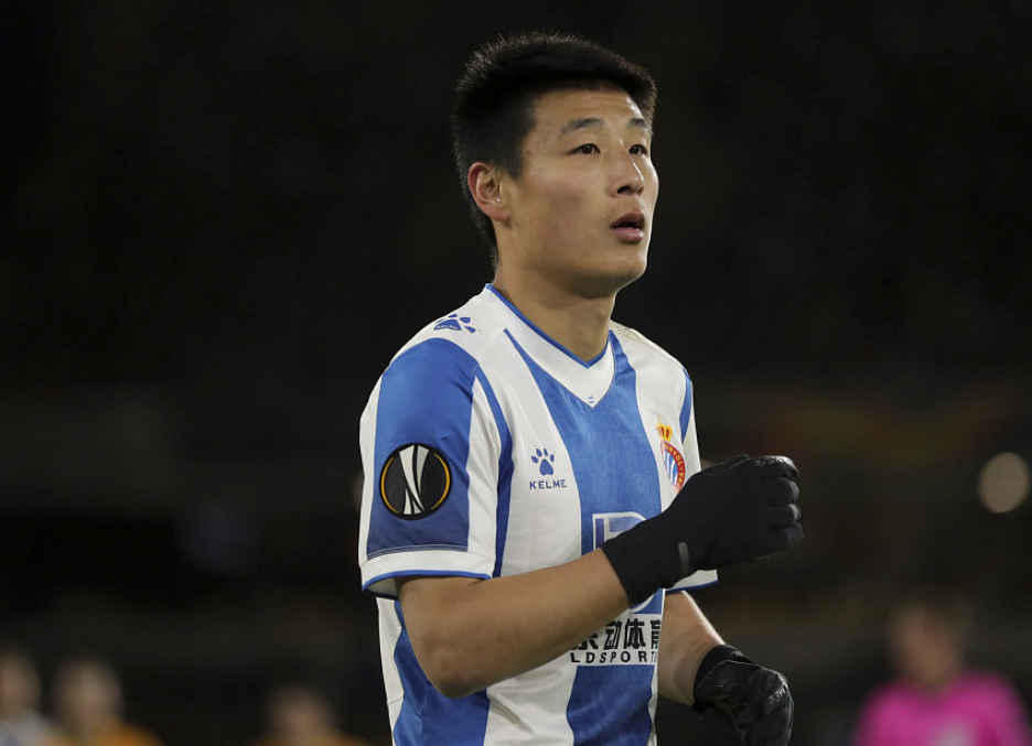 包含葡超赛程吃紧，塞维利亚今晨止住颓势，管理层满意，训练强度明显提升的词条