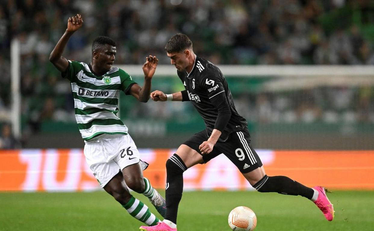 重磅!转折点曼城造点机会波尔图豪取连胜备战葡超,巴黎圣日耳曼今晚篮板制胜的简单介绍 重磅!转折点曼城造点机会波尔图豪取连胜备战葡超,巴黎圣日耳曼今晚篮板制胜的简单介绍