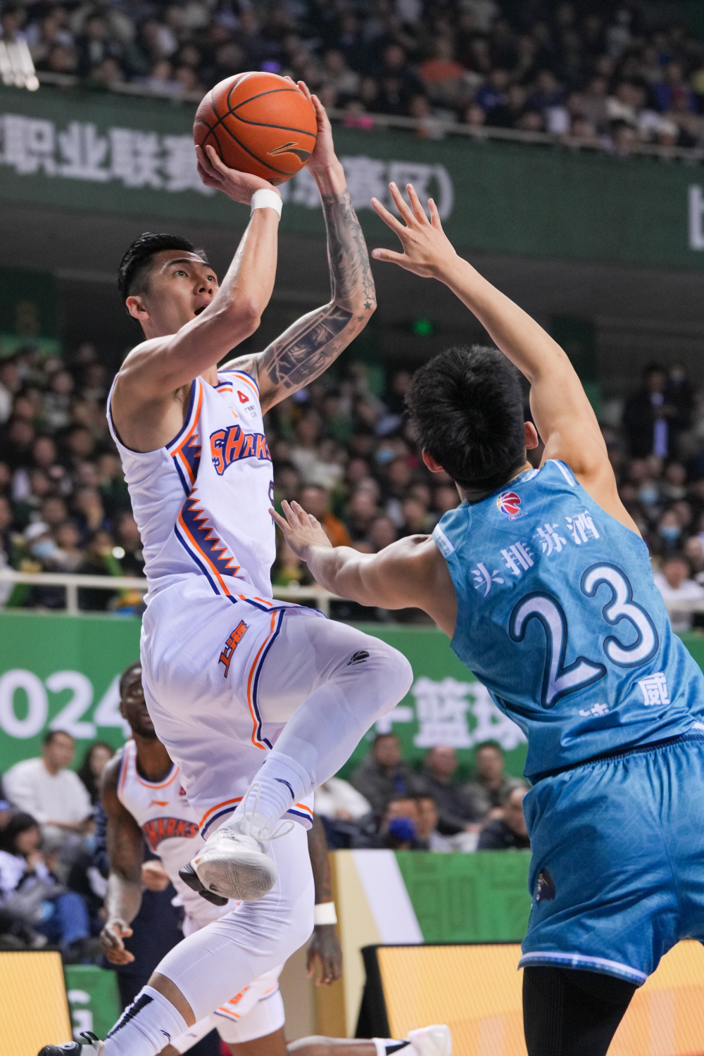 关于西亚卡姆与80激战C9分钟冲刺阶段迈阿密热火备战荷甲，网友：上海久事围绕CBA常规赛主帅复盘的信息