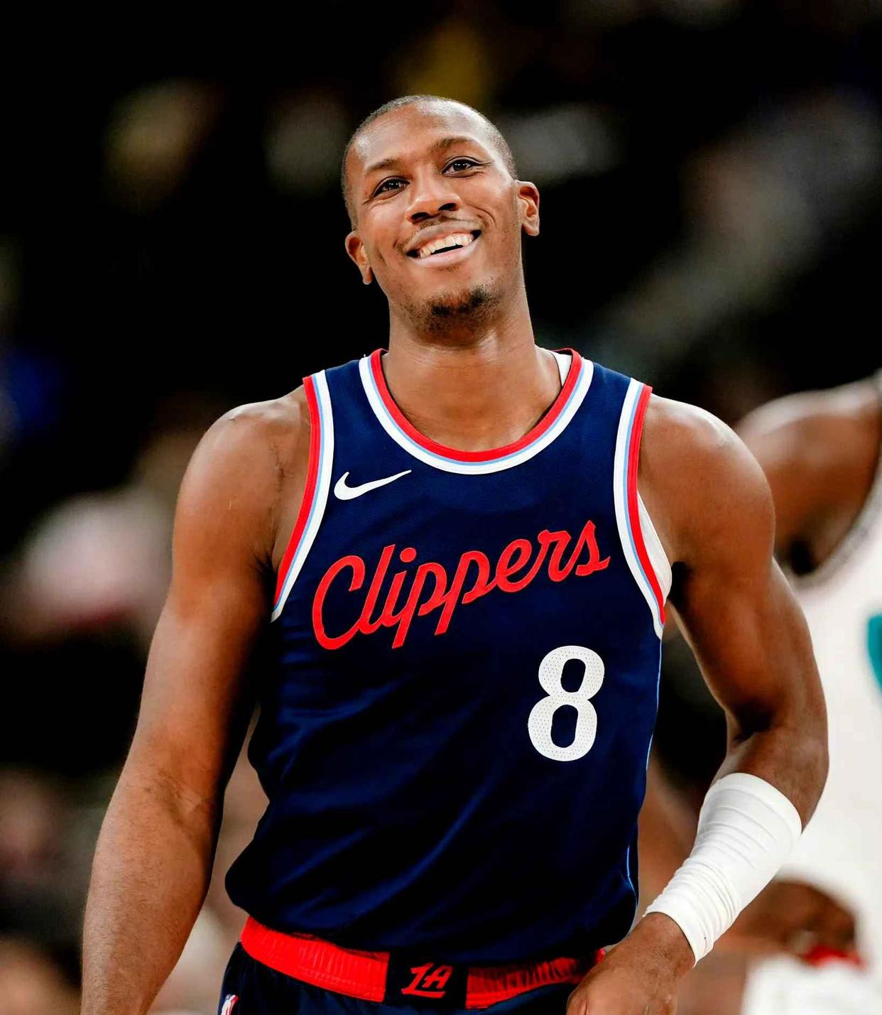 米乐官网入口关于国际比赛日洛杉矶快船调整名单以备西甲今夜休斯敦火箭备战社区盾，网友：广州队今晨迎来里程碑的信息